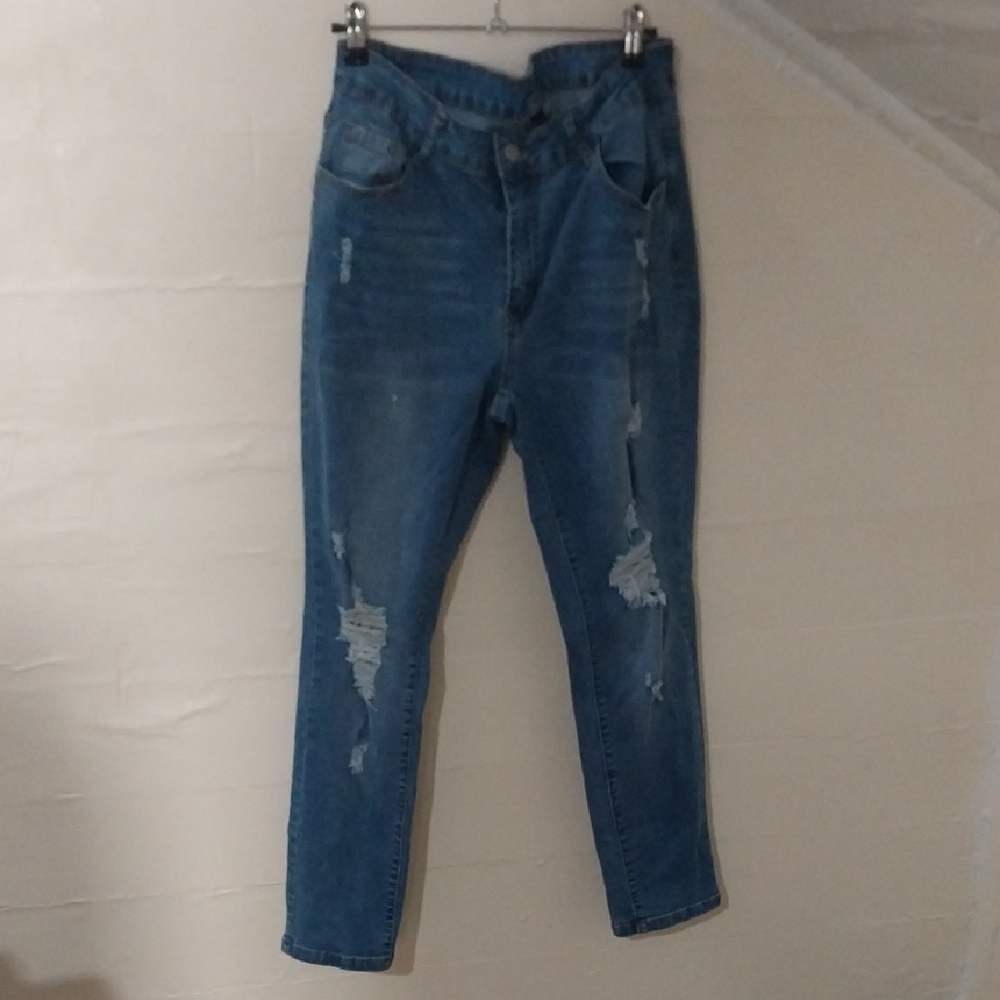 SHEIN Distressed Blue Jeans